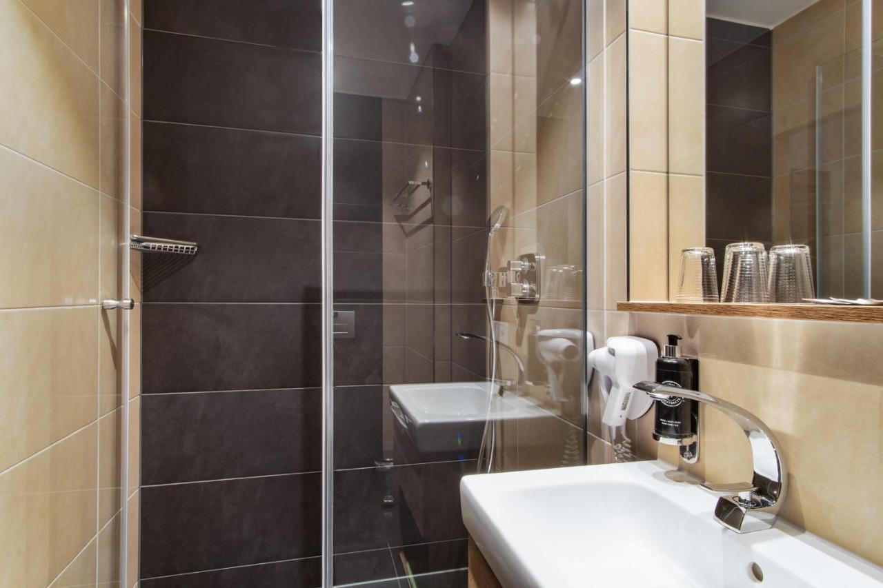 Hotel Wettiner Hof Різа Екстер'єр фото
